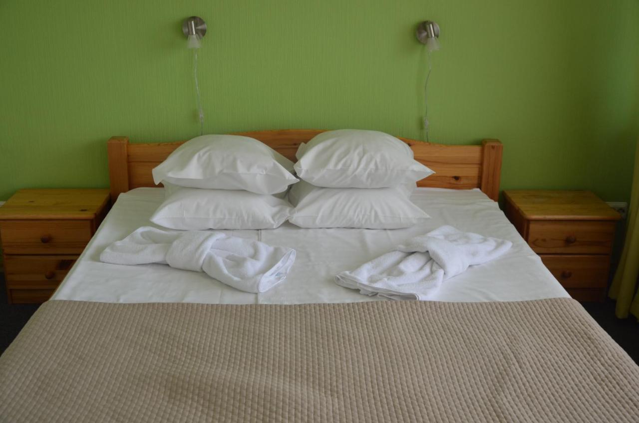 Latgale Hotel Rezekne Ngoại thất bức ảnh