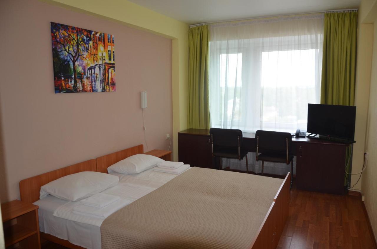 Latgale Hotel Rezekne Ngoại thất bức ảnh