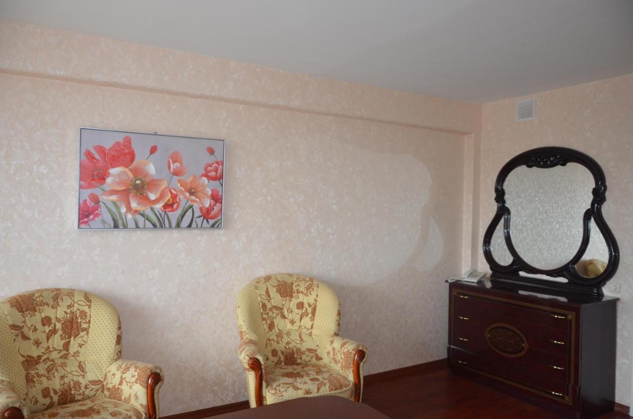 Latgale Hotel Rezekne Ngoại thất bức ảnh